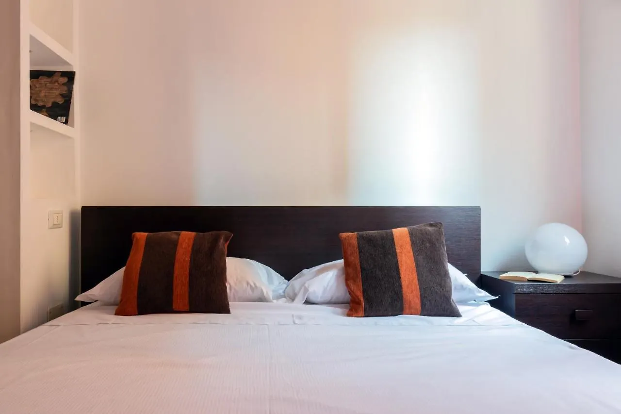Fashion Apt In The Heart Of Navigli - Homeunity Milan 0*,  Italy