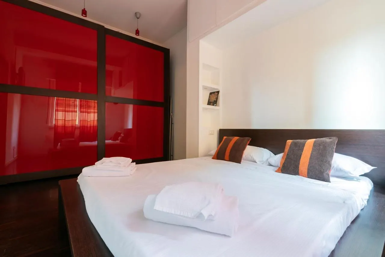 Apartment Fashion Apt In The Heart Of Navigli - Homeunity Milan